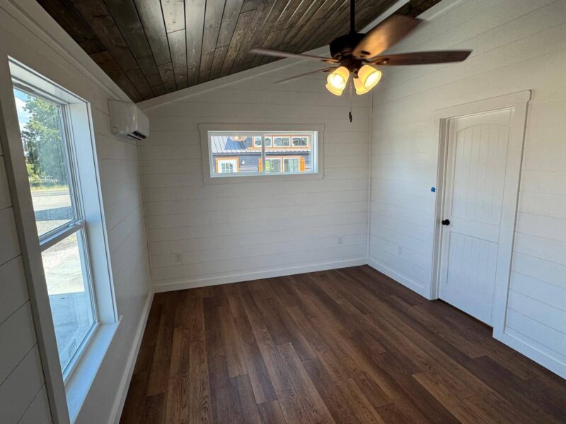 The Cedarcrest - Image 20